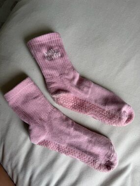 Pink Non-Slip Crew Socks with Grip. Size 7-10